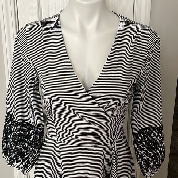 CALVIN KLEIN CUTE DRESS SIZE 8 - Picture 5 of 10